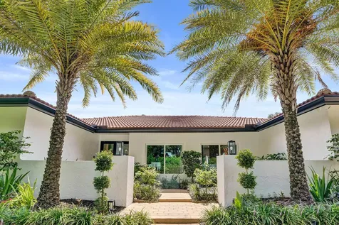 2804 Banyan Boulevard Circle NW Boca Raton FL 33431