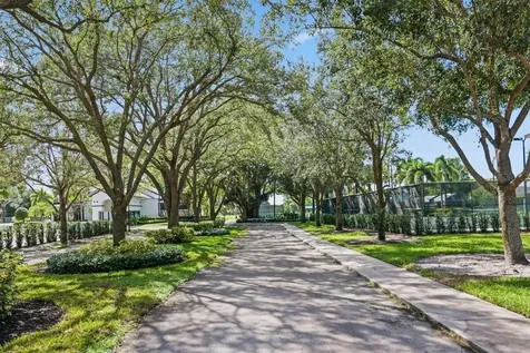 2804 Banyan Boulevard Circle NW Boca Raton FL 33431