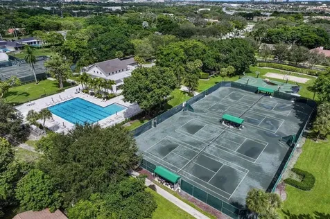 2804 Banyan Boulevard Circle NW Boca Raton FL 33431