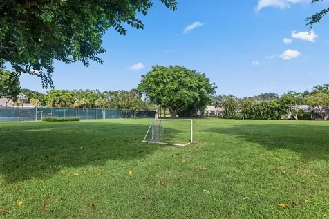 2804 Banyan Boulevard Circle NW Boca Raton FL 33431