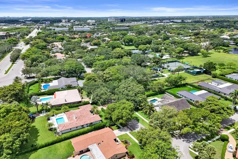2804 Banyan Boulevard Circle NW Boca Raton FL 33431