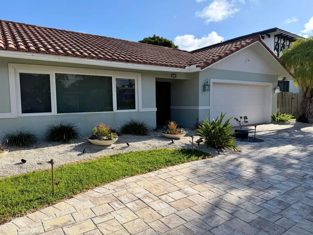 712 Forsyth Street Boca Raton FL 33487