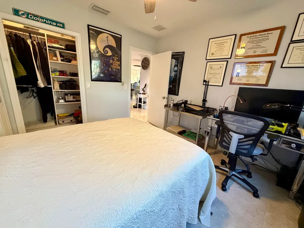 712 Forsyth Street Boca Raton FL 33487
