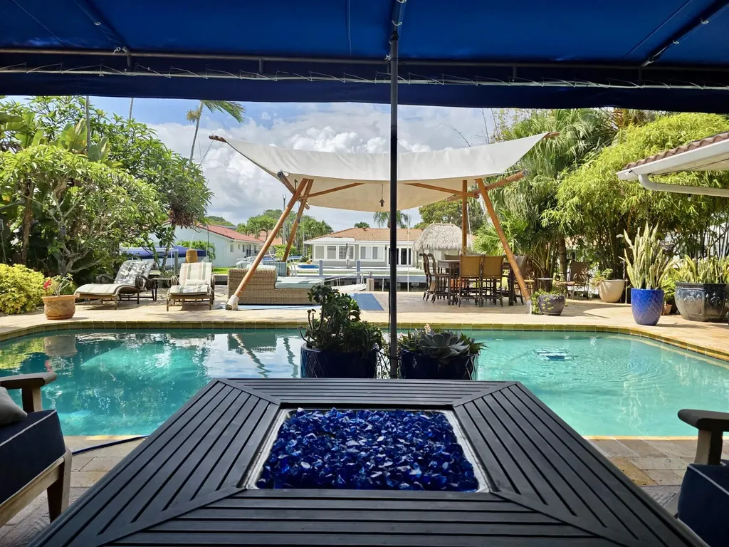 712 Forsyth Street Boca Raton FL 33487