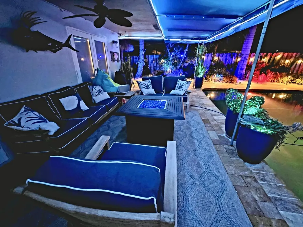 712 Forsyth Street Boca Raton FL 33487