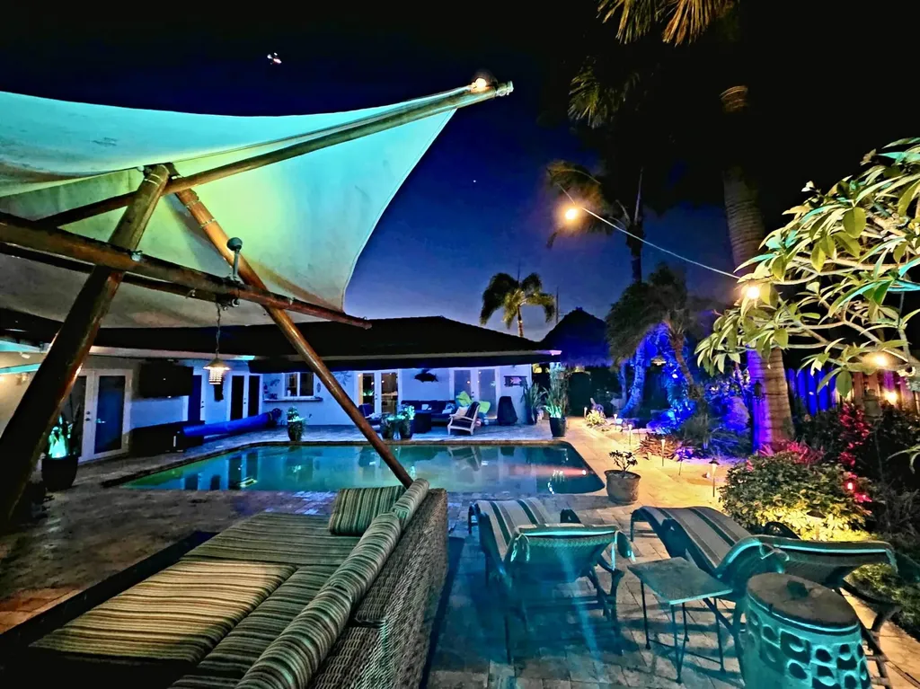 712 Forsyth Street Boca Raton FL 33487