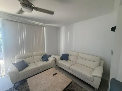 972 Jeffery Street Boca Raton FL 33487