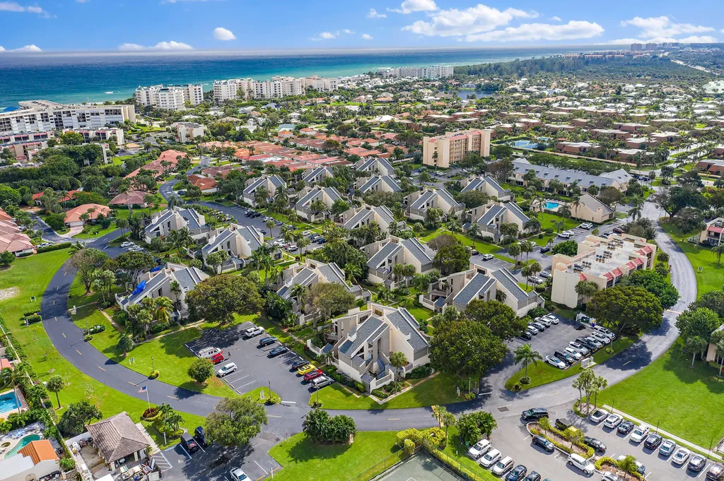 1605 Us-1 Jupiter FL 33477