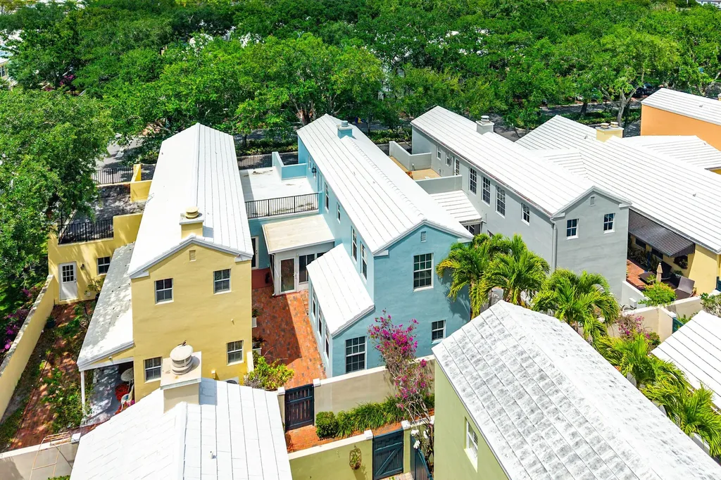 5908 Catesby Street Boca Raton FL 33433
