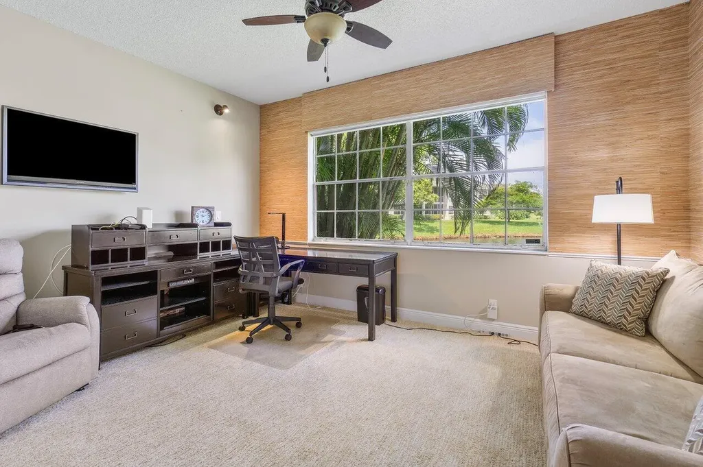 5070 Lake Catalina Drive Boca Raton FL 33496