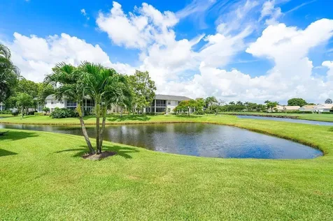 5070 Lake Catalina Drive Boca Raton FL 33496