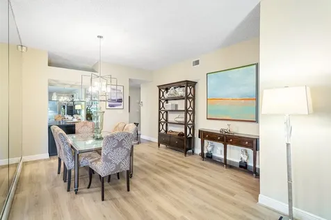 5070 Lake Catalina Drive Boca Raton FL 33496