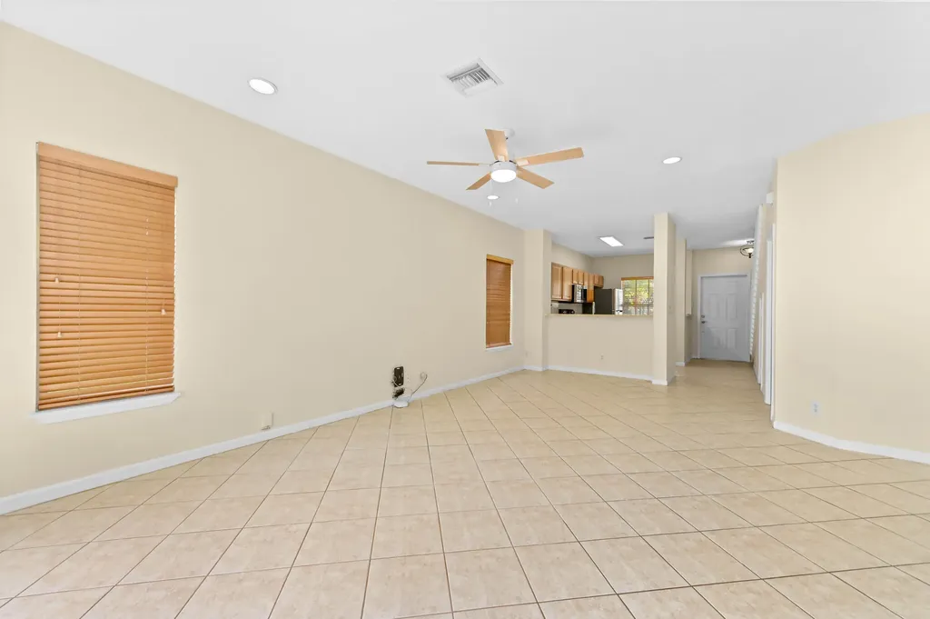 6976 Crooked Fence Drive Lake Worth FL 33467