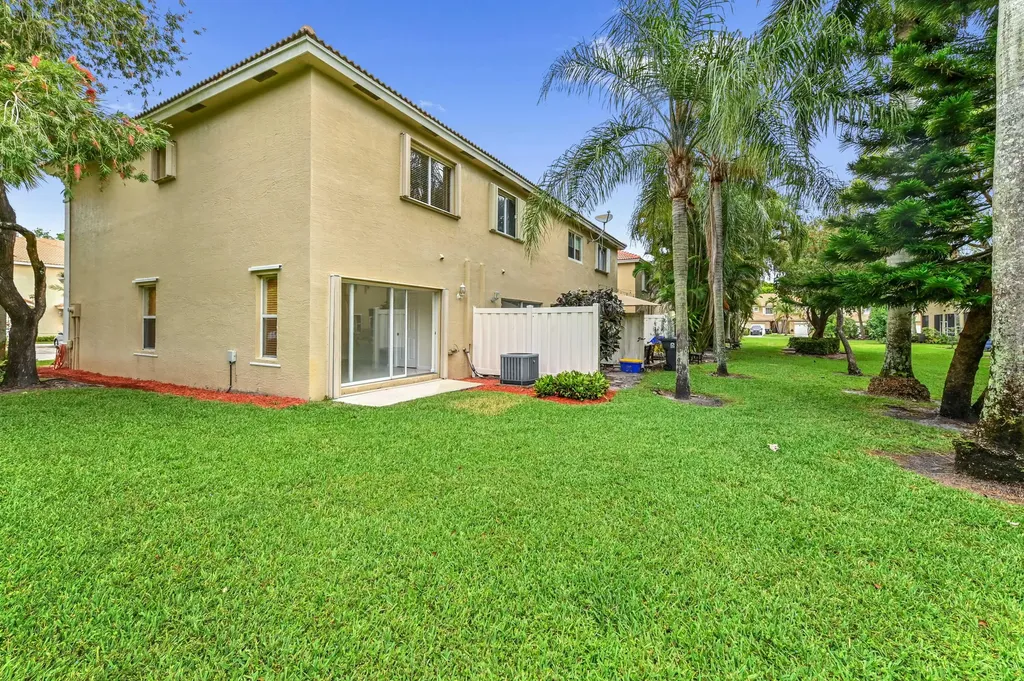 6976 Crooked Fence Drive Lake Worth FL 33467