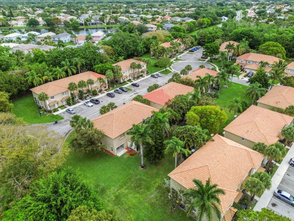 6976 Crooked Fence Drive Lake Worth FL 33467