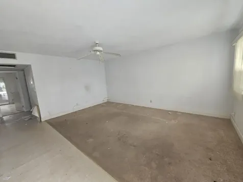 281 Flanders Delray Beach FL 33484