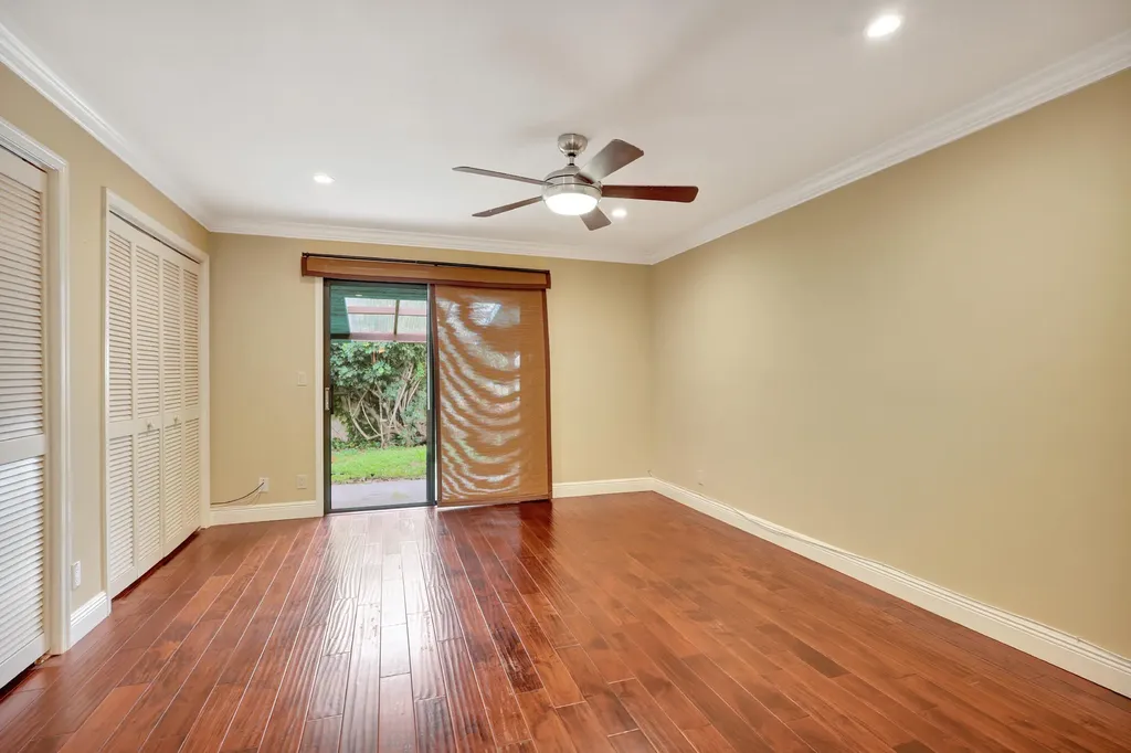1003 Raintree Lane Palm Beach Gardens FL 33410