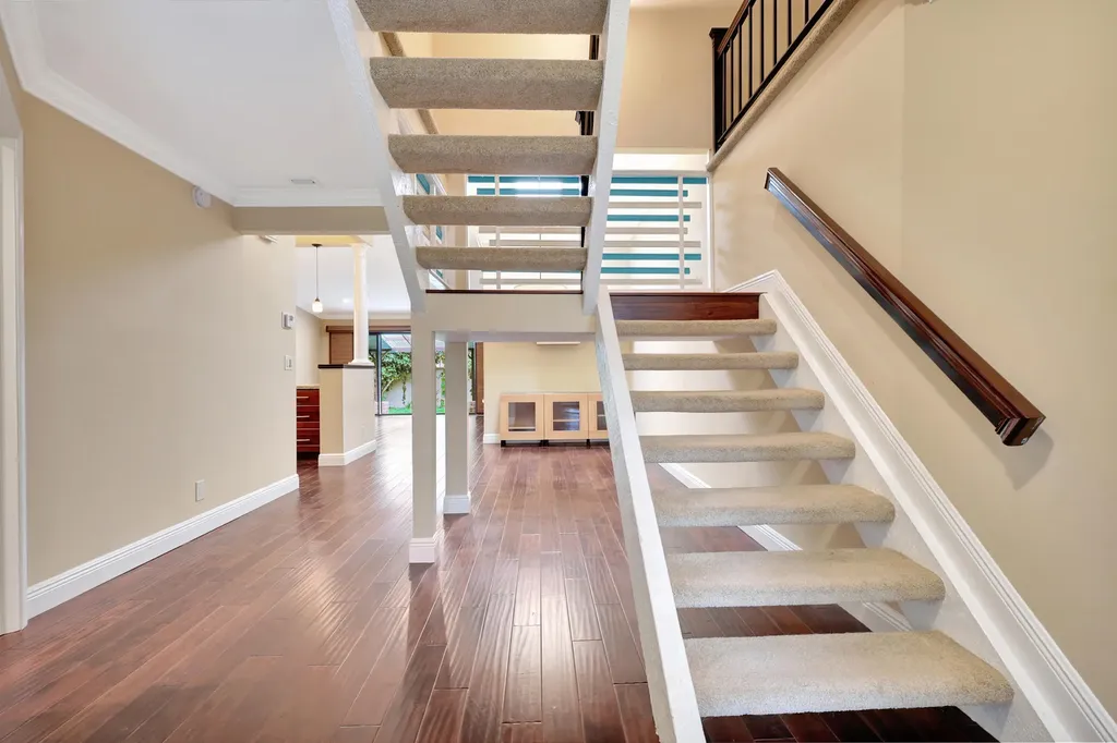 1003 Raintree Lane Palm Beach Gardens FL 33410