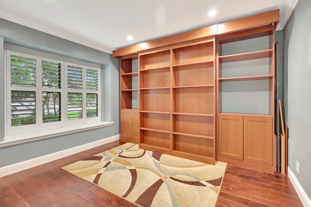 1003 Raintree Lane Palm Beach Gardens FL 33410