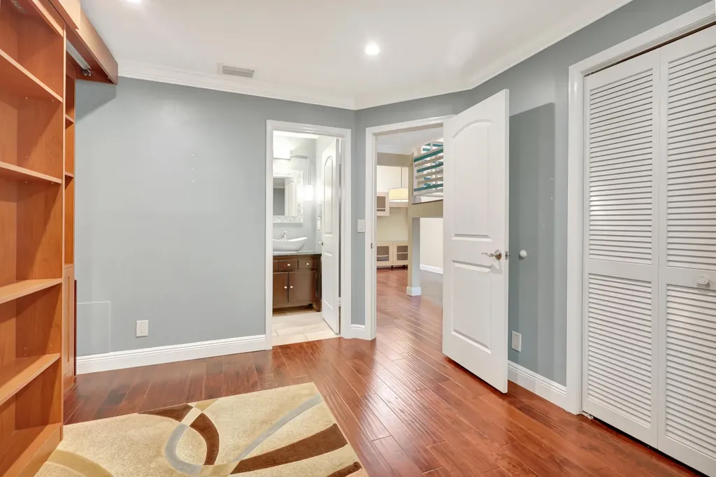 1003 Raintree Lane Palm Beach Gardens FL 33410