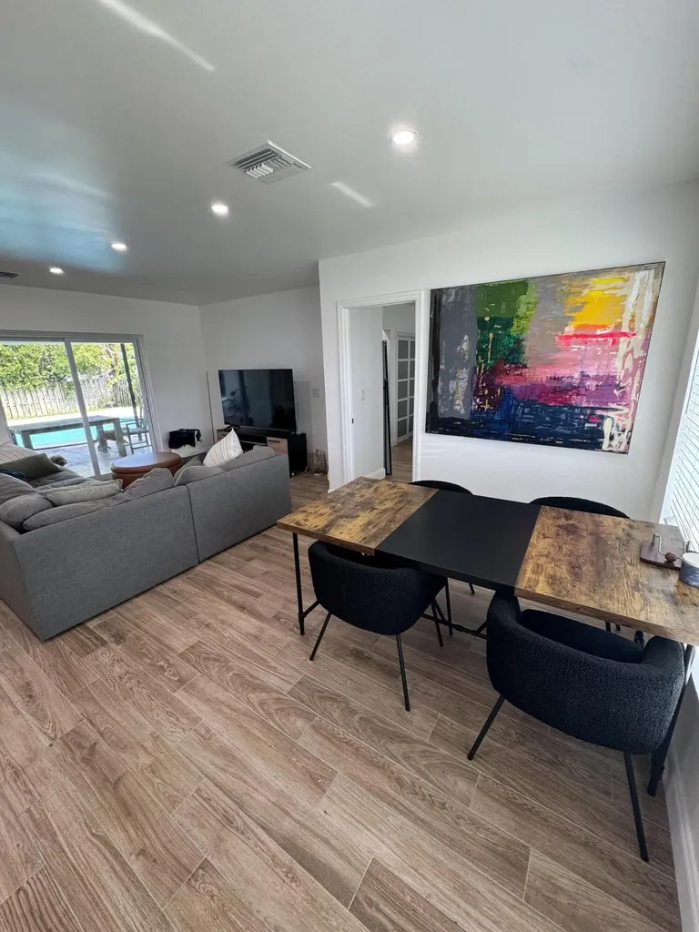 400 SW 9th Avenue Boca Raton FL 33486