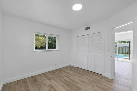400 SW 9th Avenue Boca Raton FL 33486