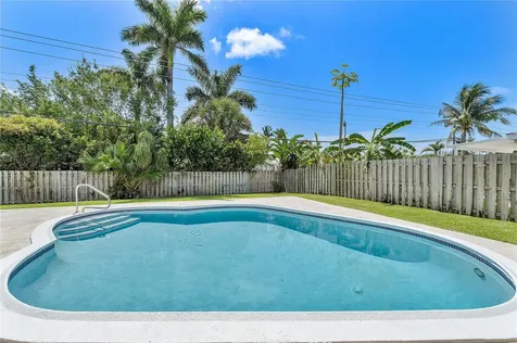 400 SW 9th Avenue Boca Raton FL 33486