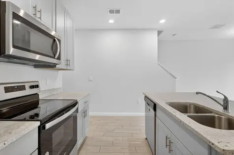 2410 SE Tarvest Way Stuart FL 34997