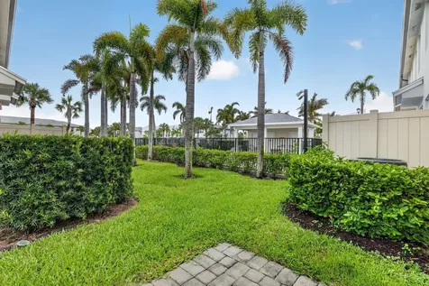 2410 SE Tarvest Way Stuart FL 34997
