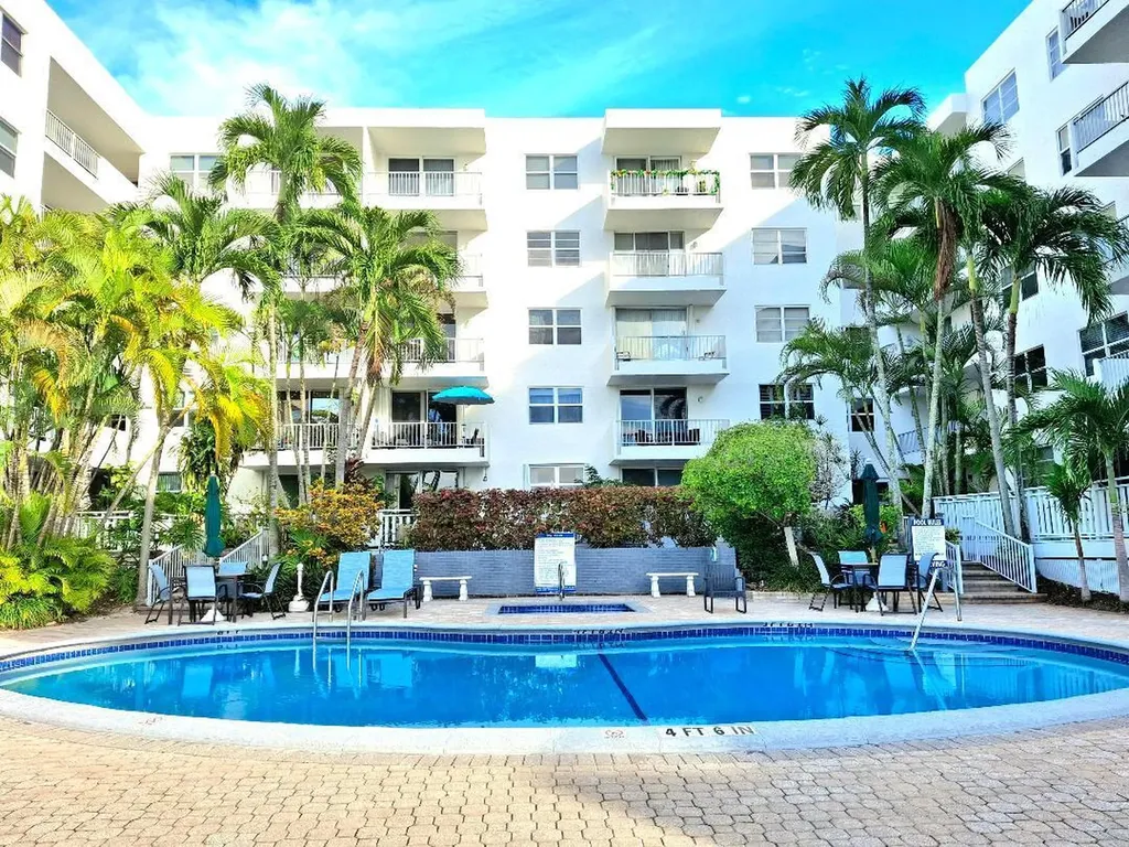 1421 S Ocean Boulevard Pompano Beach FL 33062