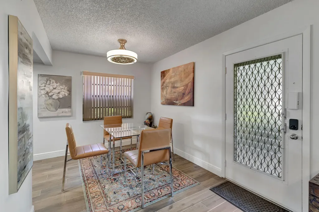66 Capri B Delray Beach FL 33484
