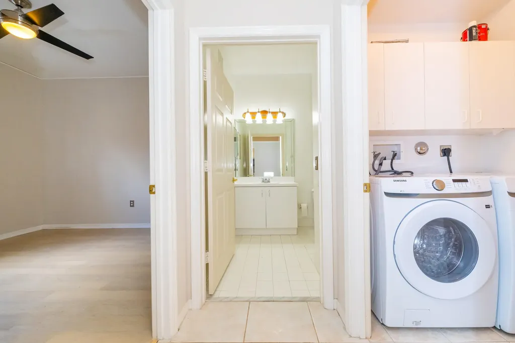 2590 E Aragon Boulevard Sunrise FL 33313