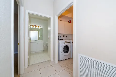 2590 E Aragon Boulevard Sunrise FL 33313