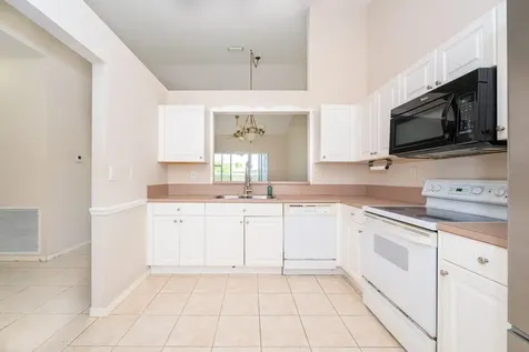 2590 E Aragon Boulevard Sunrise FL 33313
