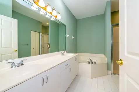 2590 E Aragon Boulevard Sunrise FL 33313