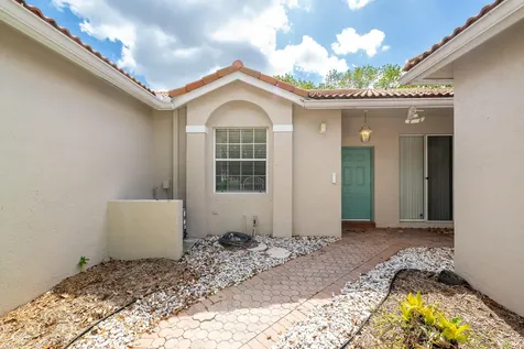 2590 E Aragon Boulevard Sunrise FL 33313