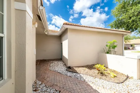 2590 E Aragon Boulevard Sunrise FL 33313