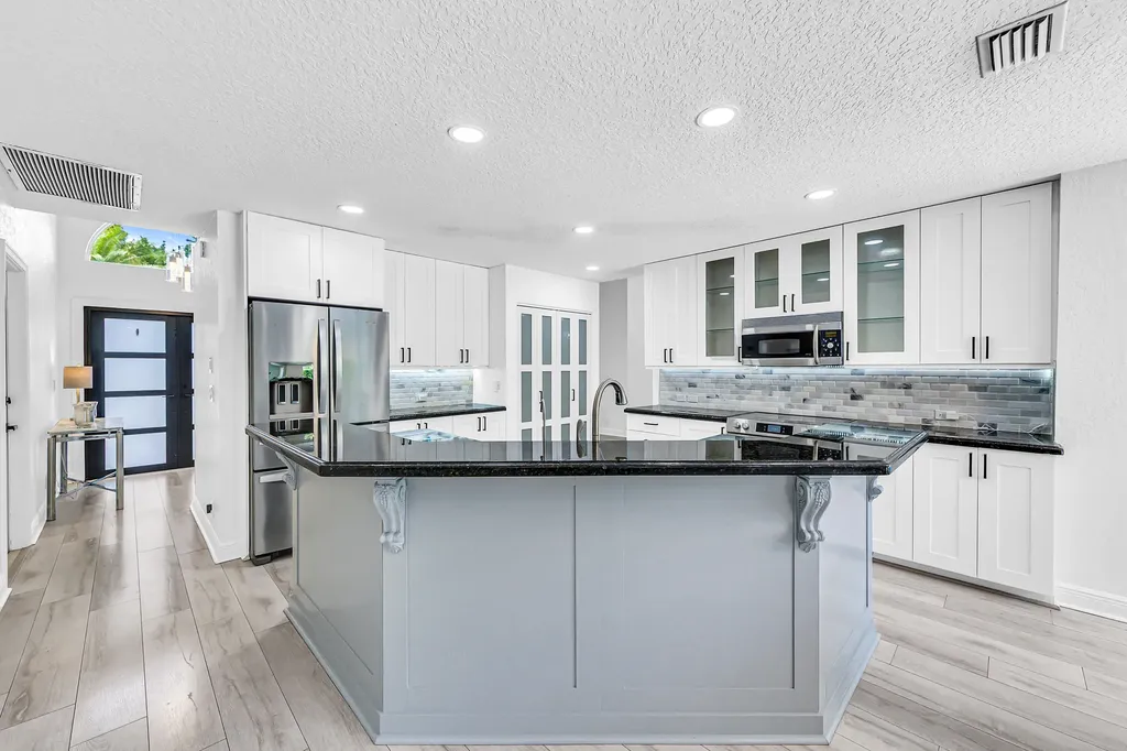 6183 Vista Linda Lane Boca Raton FL 33433