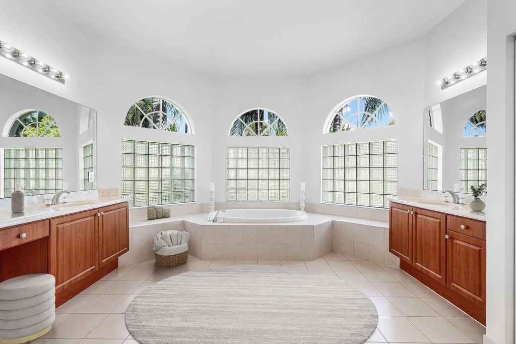 4972 Forest Dale Drive Wellington FL 33449