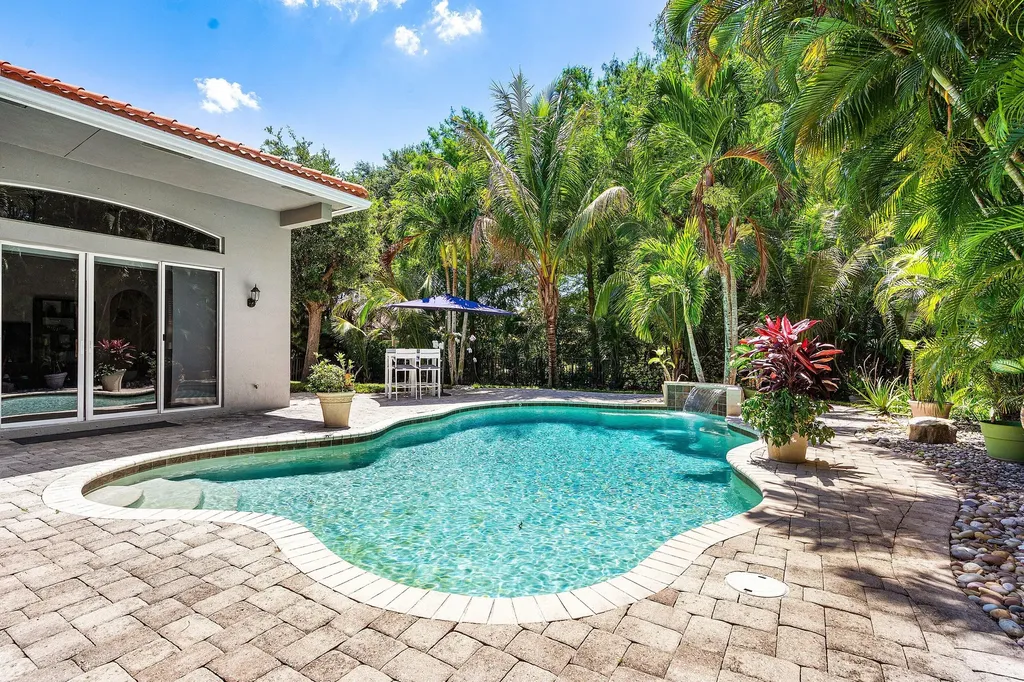 4972 Forest Dale Drive Wellington FL 33449