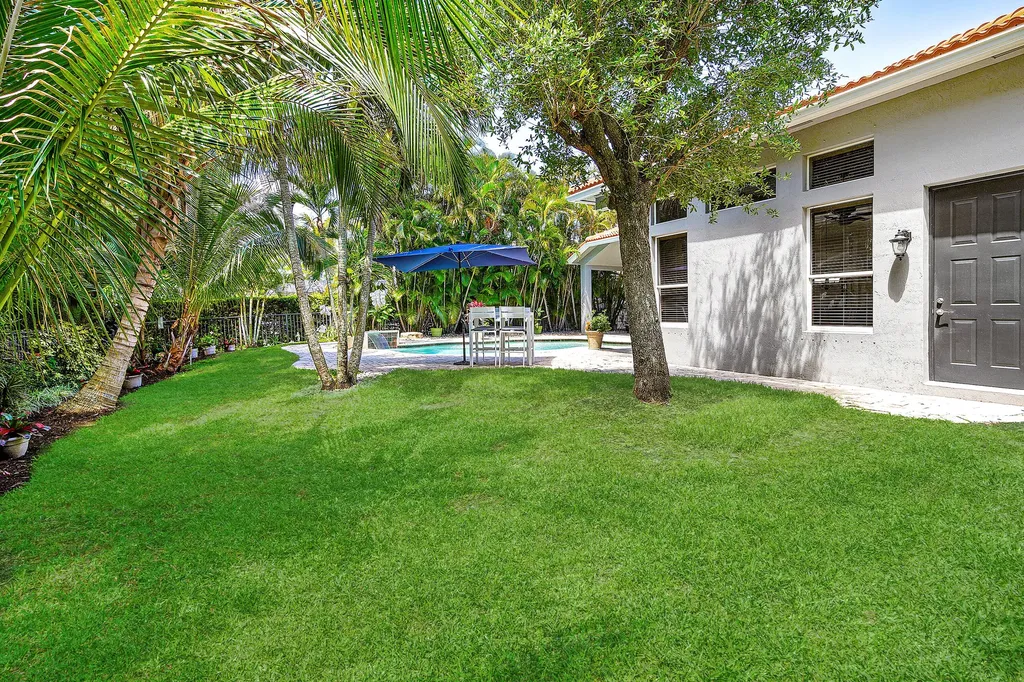4972 Forest Dale Drive Wellington FL 33449