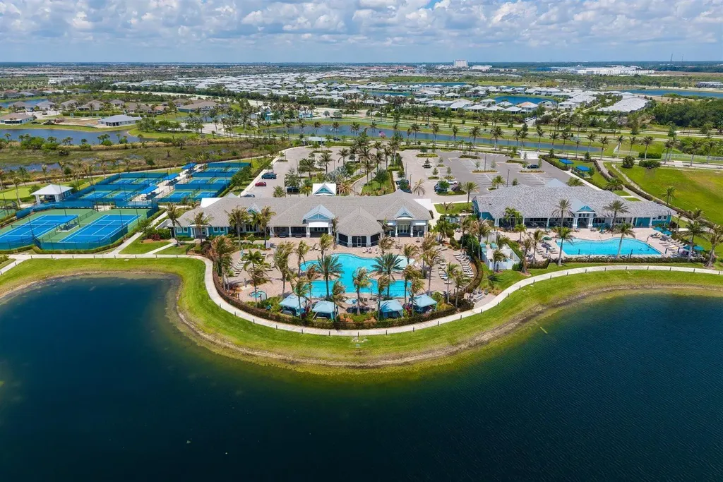 13004 SW Gingerline Port St Lucie FL 34987