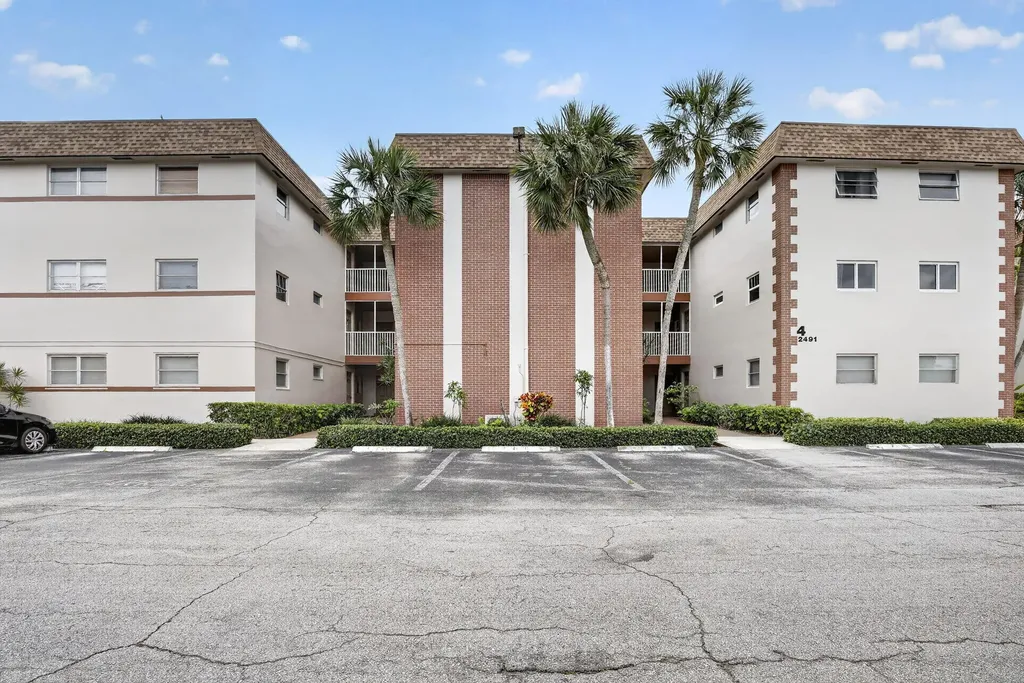 2491 SW 82nd Avenue Davie FL 33324