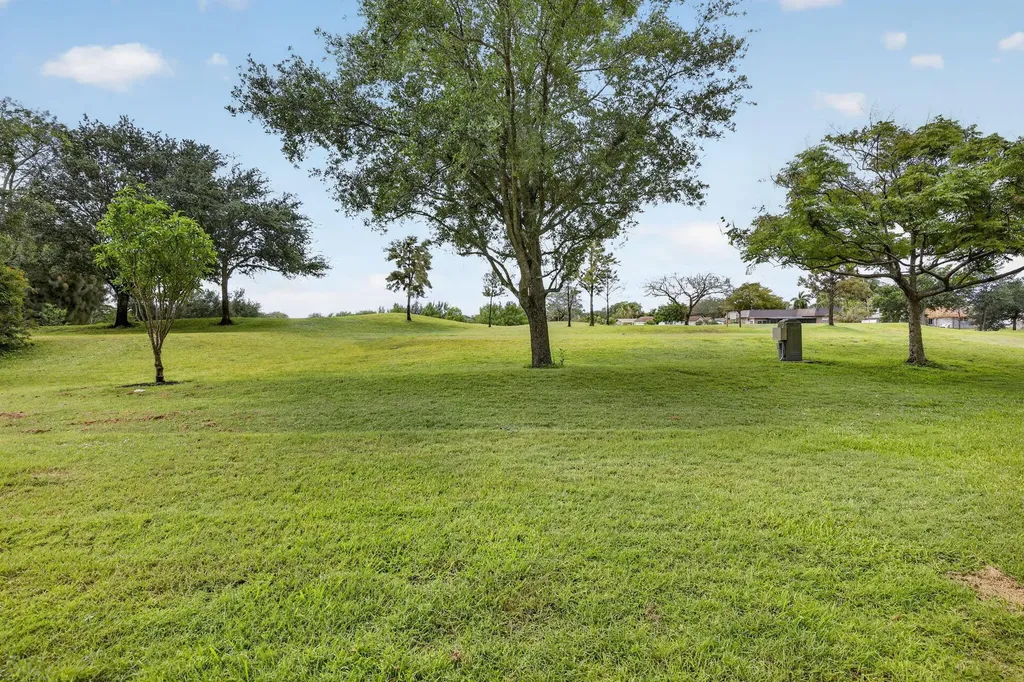 2491 SW 82nd Avenue Davie FL 33324