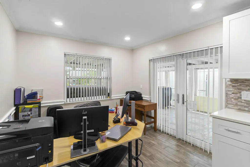 6271 Hope Street Hollywood FL 33024