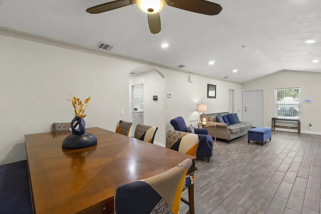 6271 Hope Street Hollywood FL 33024