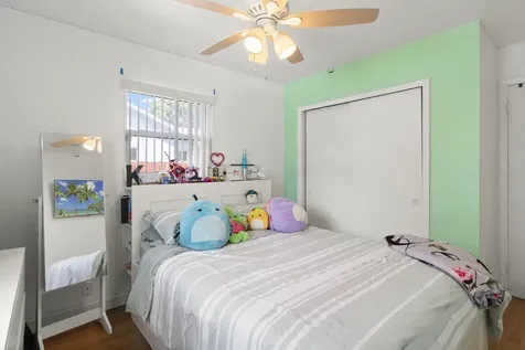 6271 Hope Street Hollywood FL 33024