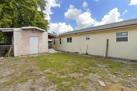 6271 Hope Street Hollywood FL 33024