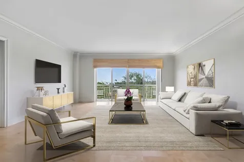 250 Bradley Place Palm Beach FL 33480