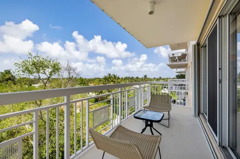 250 Bradley Place Palm Beach FL 33480